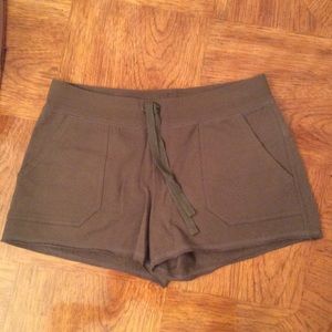 COPY - NWOT GapBody shorts